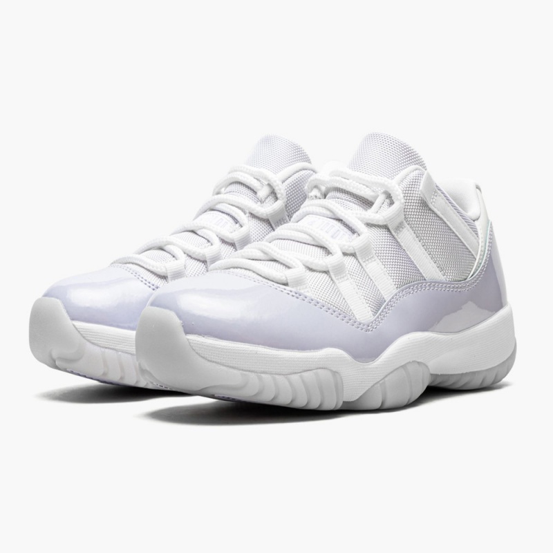 Nike AIR JORDAN 11 LOW WMNS “PURE VIOLET” | 46035-PASD